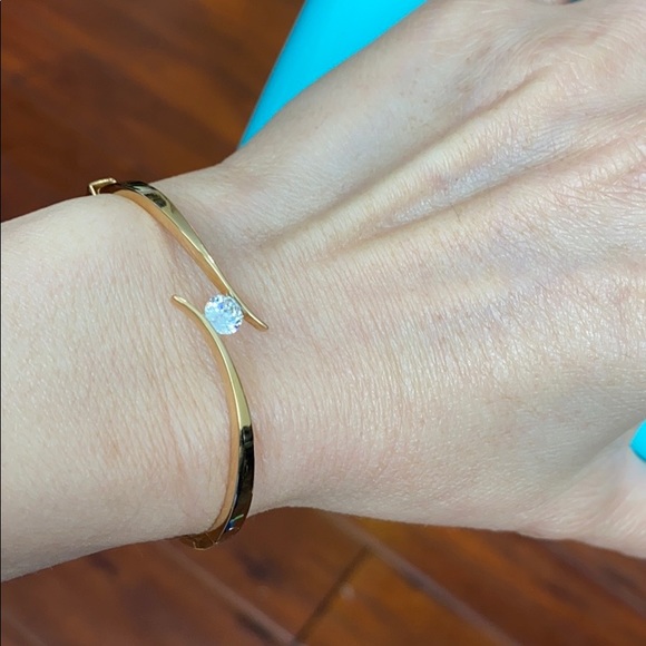 14K Real Yellow Gold Small CZ Bangle Bracelet - Picture 2 of 13